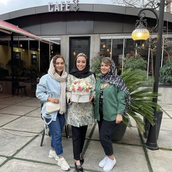 گروه حقوقی وکیل ساناز اسدیپور