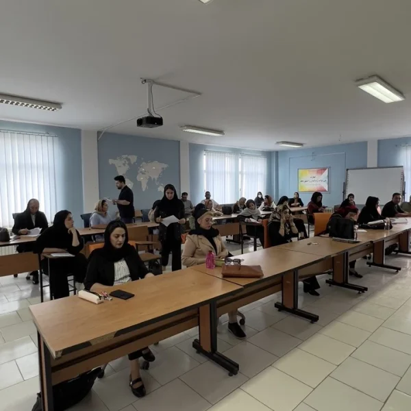 آکادمی وکیل ساناز اسدیپور