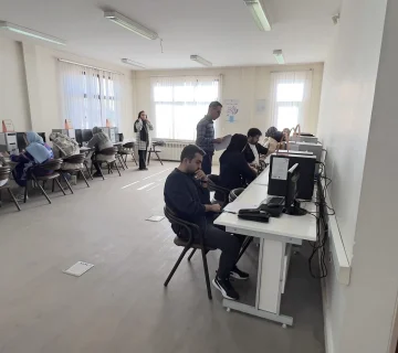 آکادمی وکیل ساناز اسدیپور